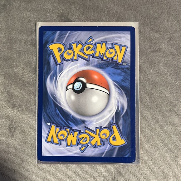 Rare Pokémon card worth around $200 - Picture 3 of 3